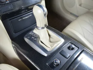 Infiniti  8