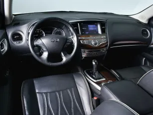 Infiniti  6