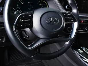 Hyundai  10