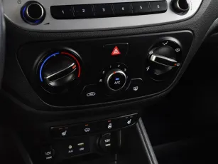 Hyundai  8