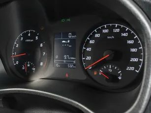 Hyundai  10