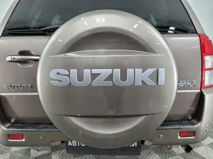 Suzuki  8