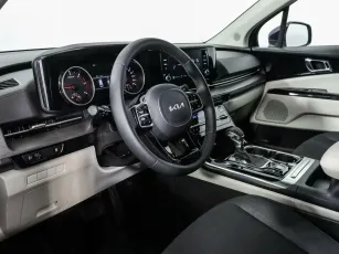 Kia  8