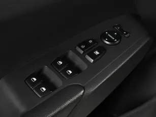 Hyundai  10