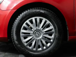 Volkswagen  8