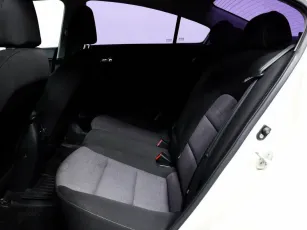 Kia  12