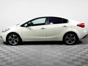 Kia  3