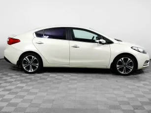 Kia  4