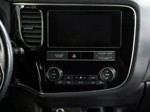 Mitsubishi  12