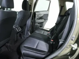 Mitsubishi  16
