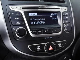 Hyundai  9