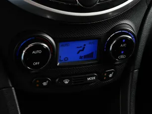 Hyundai  9