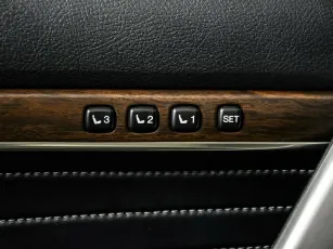 Toyota  10