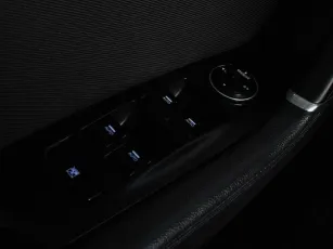 Hyundai  10