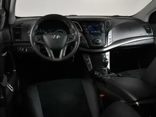 Hyundai  6