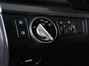 Hyundai  9