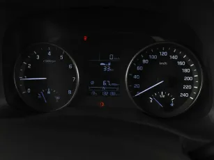 Hyundai  10