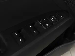 Hyundai  11
