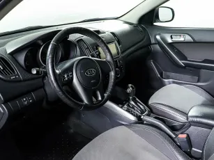 Kia  11