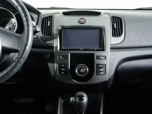 Kia  13