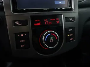 Kia  16