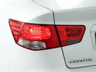 Kia  8