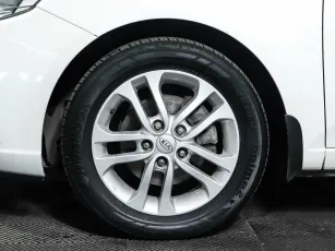 Kia  9