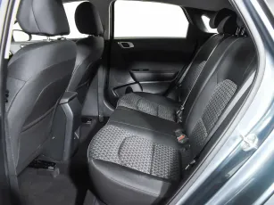 Kia  16