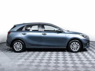 Kia  4