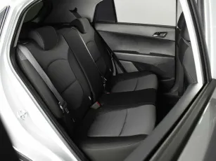 Hyundai  12