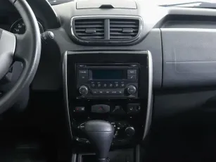 Nissan  9