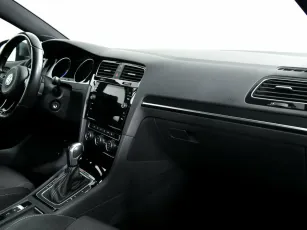 Volkswagen  7