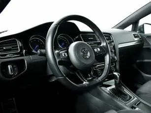 Volkswagen  9