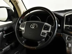 Toyota  11
