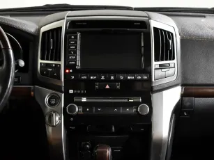 Toyota  12