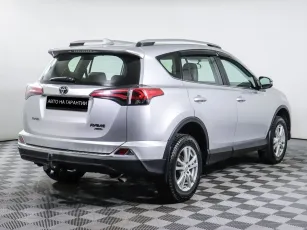 Toyota  3