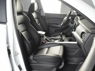 Chery  7
