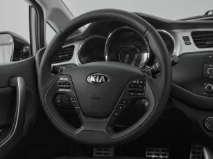 Kia  10