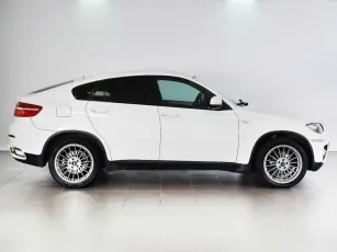 BMW  4