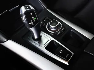 BMW  8