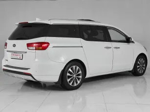 Kia  6