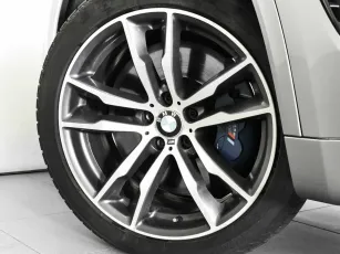 BMW  17