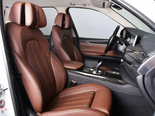 BMW  7