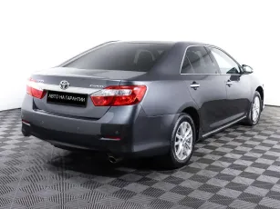 Toyota  5