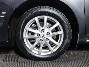 Toyota  7