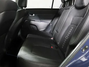 Kia  10