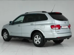 SsangYong  4