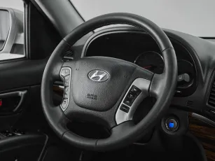 Hyundai  11