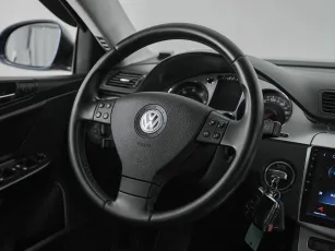 Volkswagen  10