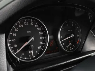 BMW  11